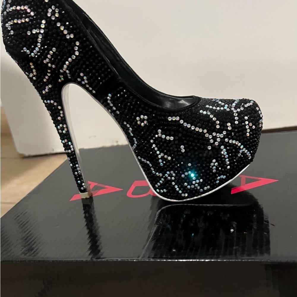 Elegant Black Stiletto Heels